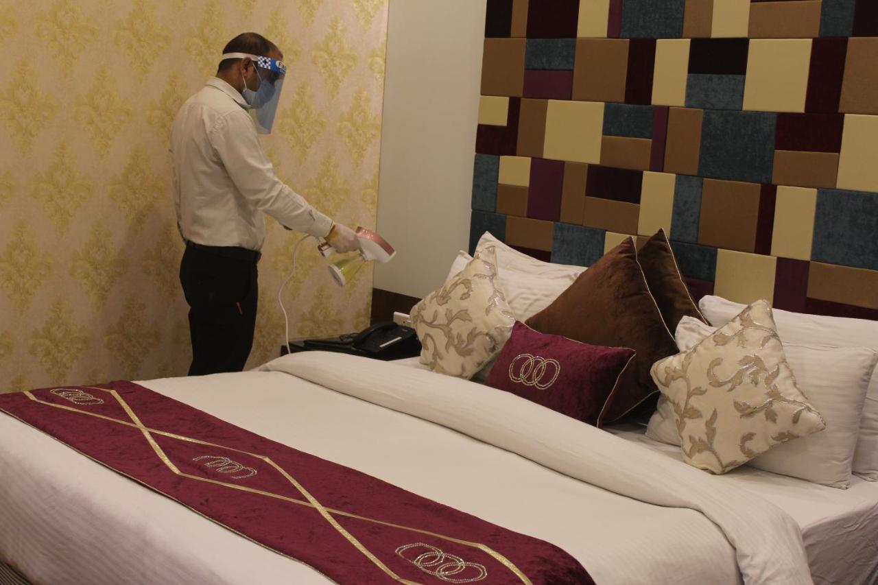 Hotel Taj Princess - Boutique Hotel Дели Экстерьер фото