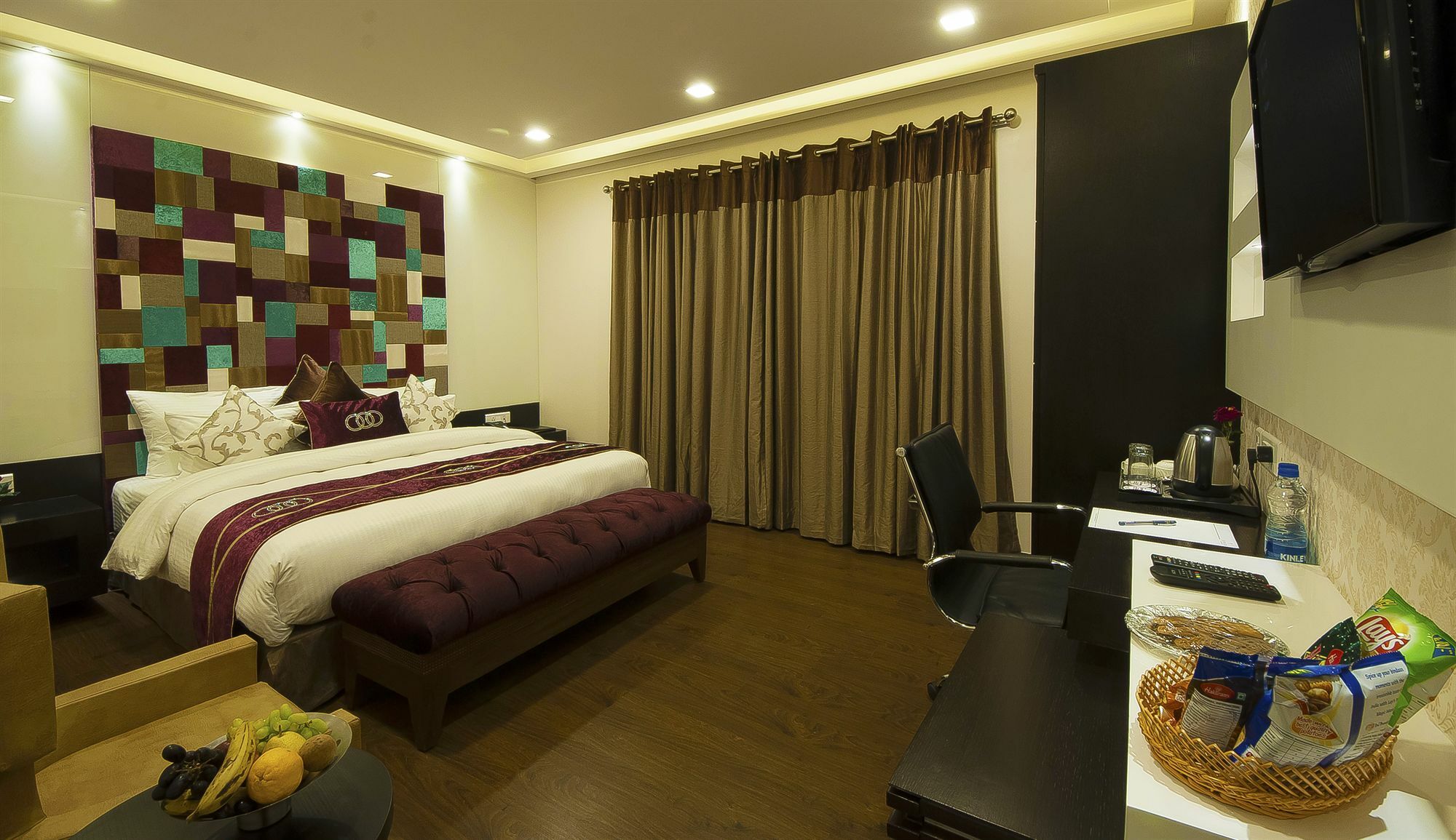 Hotel Taj Princess - Boutique Hotel Дели Экстерьер фото