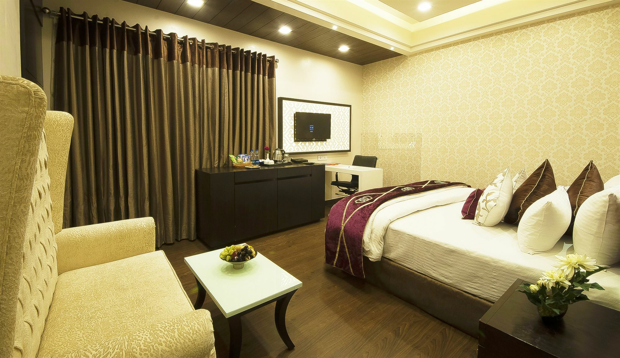 Hotel Taj Princess - Boutique Hotel Дели Экстерьер фото